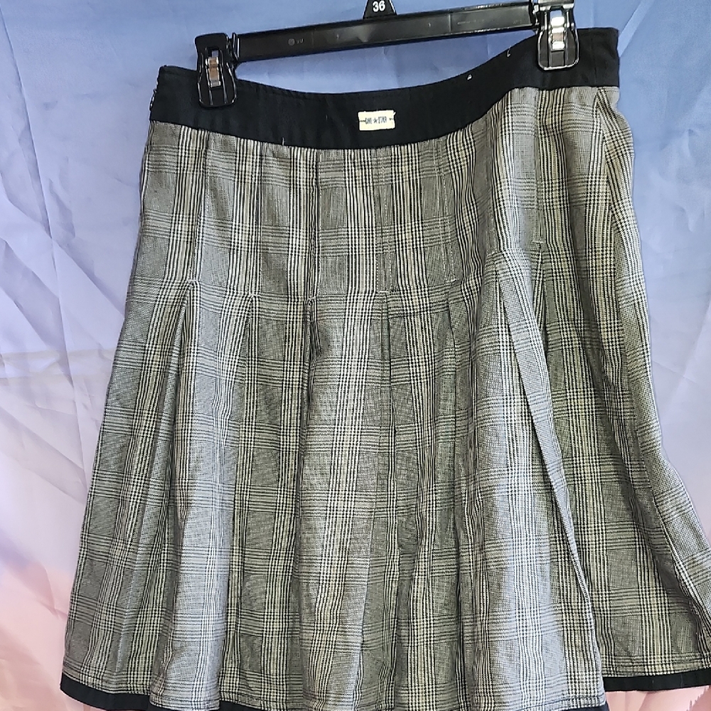 *Converse  Black and Gray A-Line Skirt